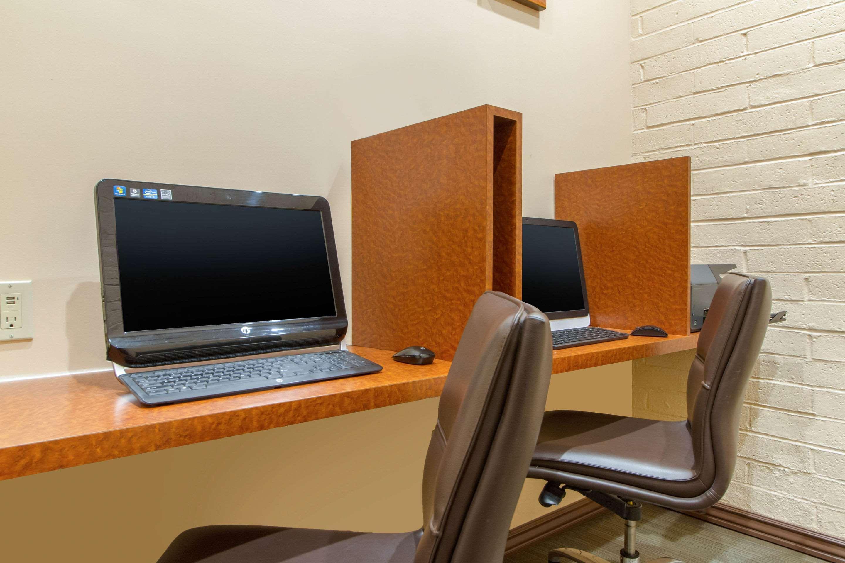 נובאטו Inn Marin And Suites, Ascend Hotel Collection מראה חיצוני תמונה