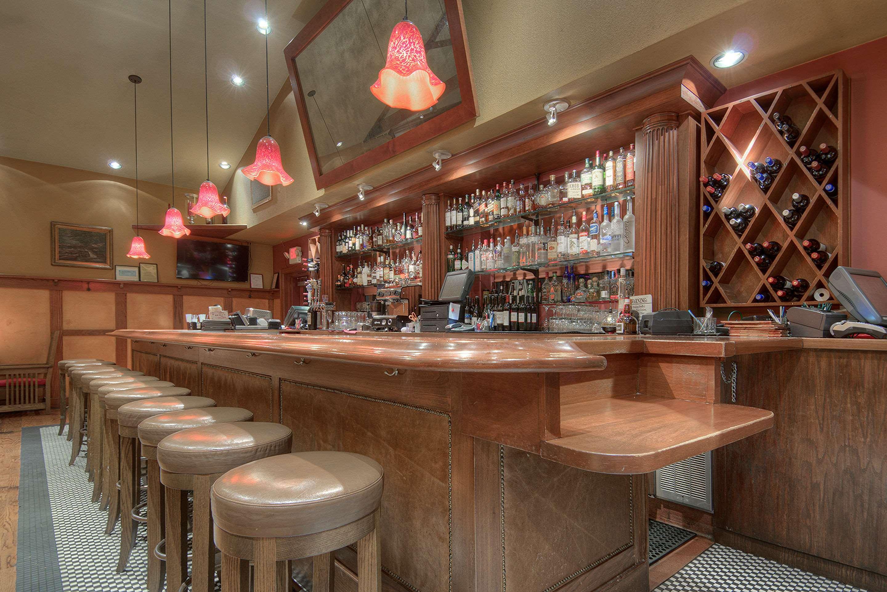 נובאטו Inn Marin And Suites, Ascend Hotel Collection מראה חיצוני תמונה