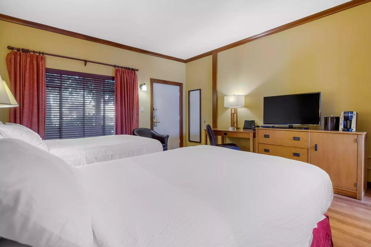 נובאטו Inn Marin And Suites, Ascend Hotel Collection מראה חיצוני תמונה