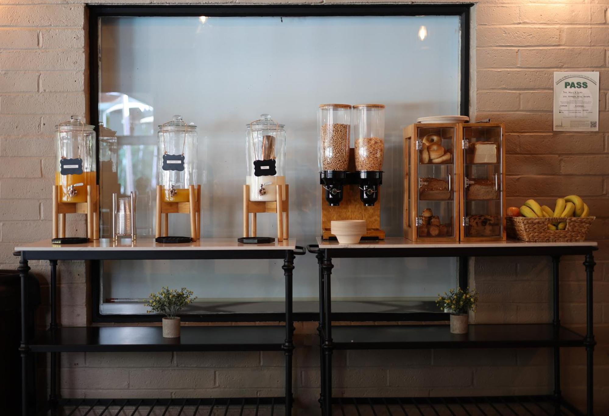 נובאטו Inn Marin And Suites, Ascend Hotel Collection מראה חיצוני תמונה